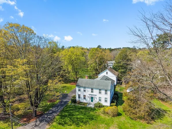 6 Church St, West Boylston, MA 01583