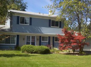 22511 Brook Forest Rd, Novi, MI 48375