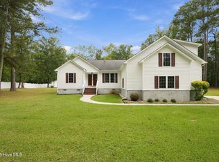 900 Perrytown Road, New Bern, NC 28562