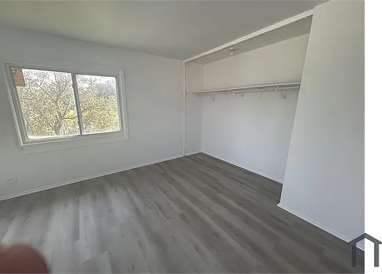 712 Marina Ct — Photo 4