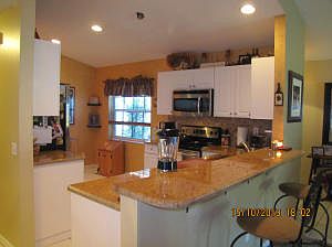 5th image of 8100 Stirrup Cay Ct