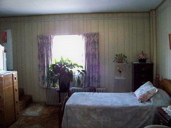 4th image of 424 Wilbur St