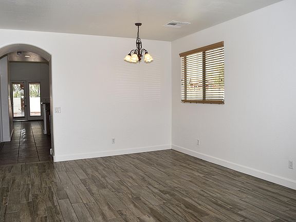 3rd image of 226 N 110th Dr