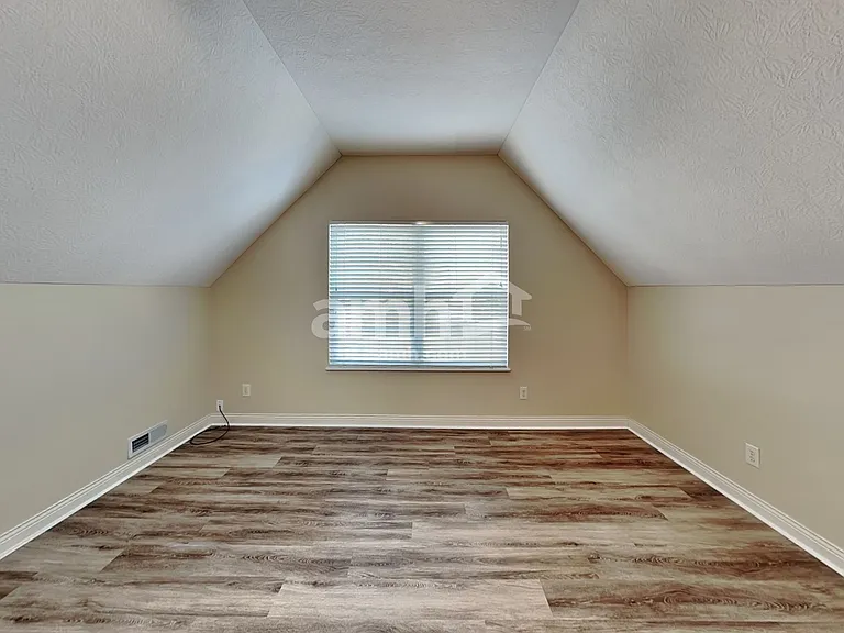 6213 Womersley Dr — Photo 8