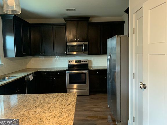 3rd image of 11092 Cornerstone Way