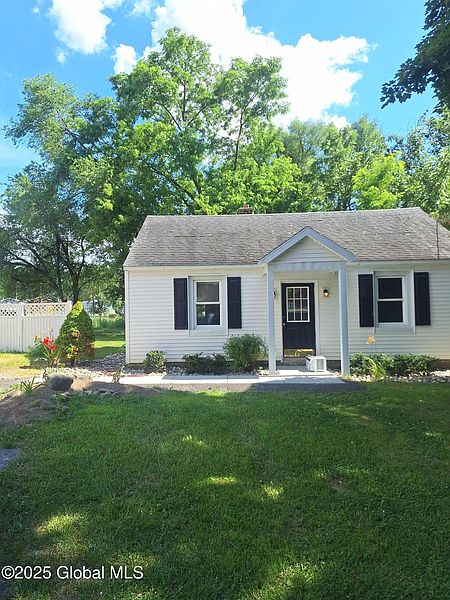 3rd image of 2A Hillview Avenue
