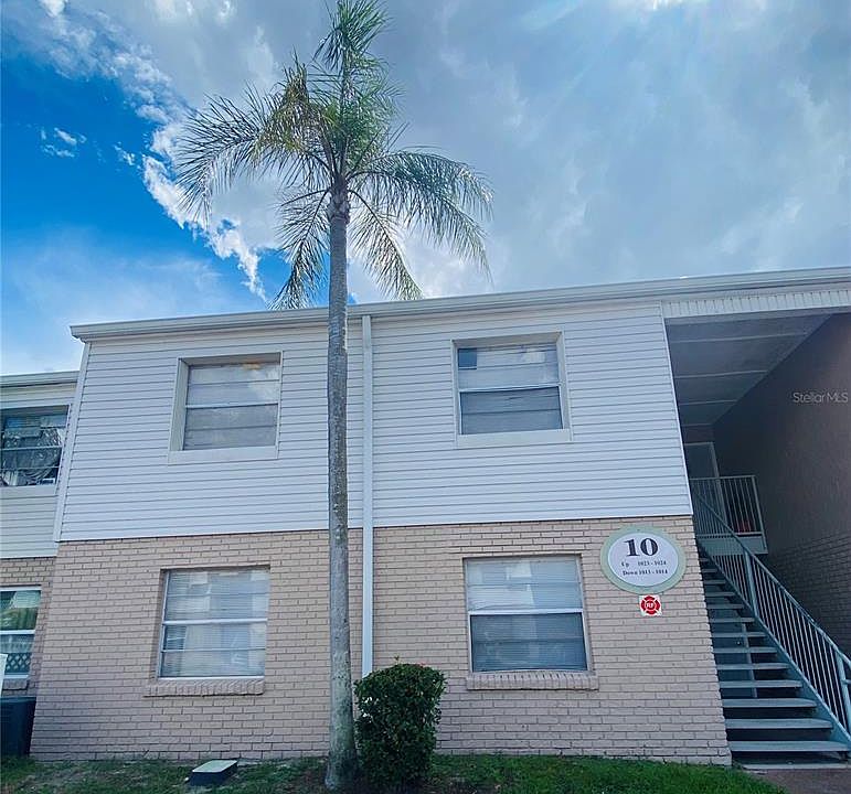 1st image of 7210 N MANHATTAN AVENUE #1013