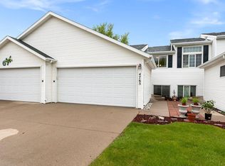 4765 10th Ave S, Fargo, ND 58103