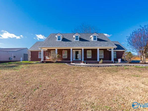 12 Blackwood Dr, Hartselle, AL 35640