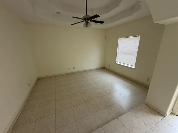2013 Agua Fina Ave #D, Edinburg, TX 78541