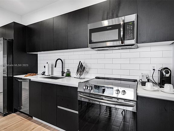 3rd image of 398 NE 5th St Unit 3419