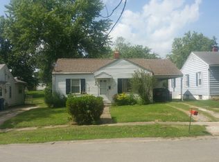 2712 Mannen St, Mount Vernon, IL 62864