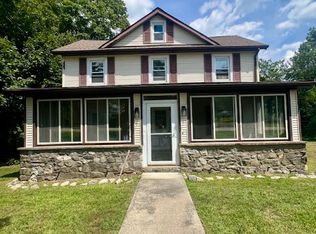 43 S Main St, Harriman, NY 10926