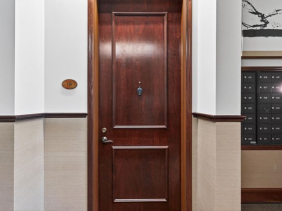 5th image of 301 Clifton Ave APT 1A