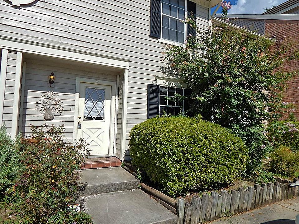 1st image of 2030 Plantation Dr Unit 6
