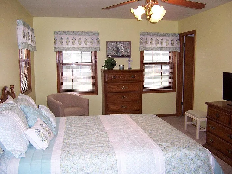 N60W23856 Butternut Ln — Photo 20