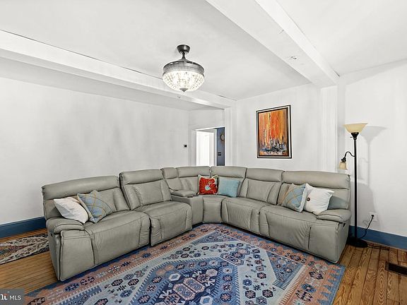 5th image of 9083 Caynor Pl