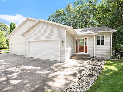 2402 Valleywood Ct, Muskegon, MI, 49441