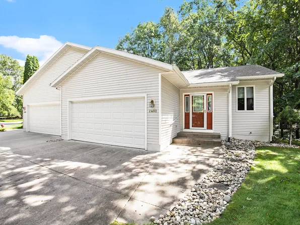 2402 Valleywood Ct, Muskegon, MI 49441