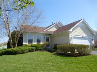 601 Hamilton Ln, North Aurora, IL 60542