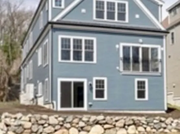232 Lincoln St, Lexington, MA 02421