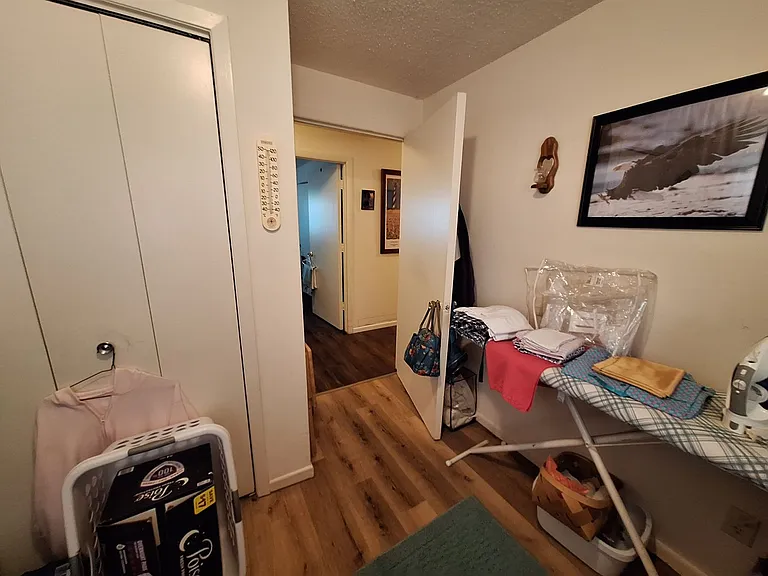 2406 Hill Ave — Photo 20