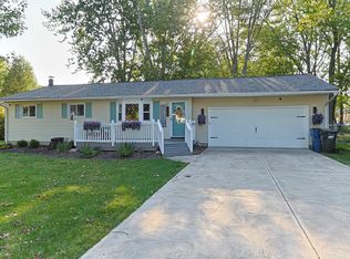 6094 Jaycox Rd, N Ridgeville, OH 44039