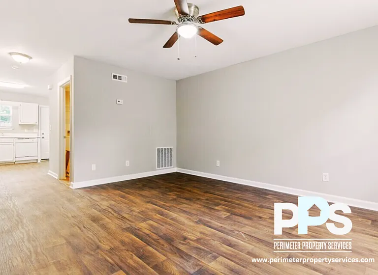 350 Wi Pkwy #12 — Photo 9