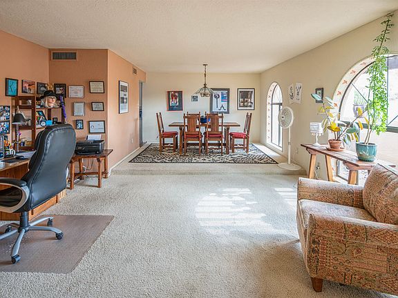 5th image of 246 E Dahlia Dr
