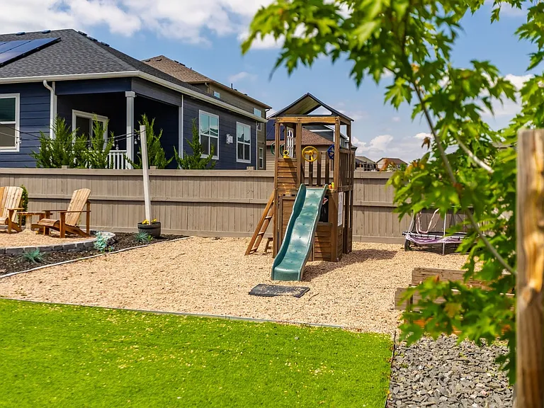 1464 Vantage Pkwy — Photo 52