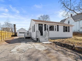 18 Massasoit Ave, Brockton, MA 02302