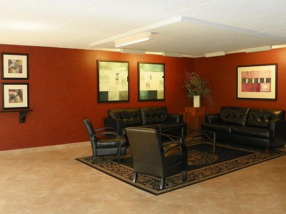 2nd image of 1700 Civic Center Dr APT 106