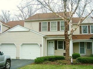 30 Carriage Ln #30, Newton, NJ 07860
