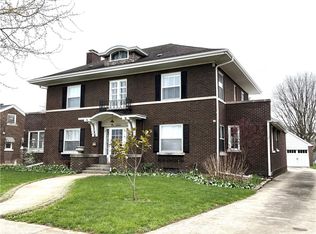 1217 Wabash Ave, Mattoon, IL 61938