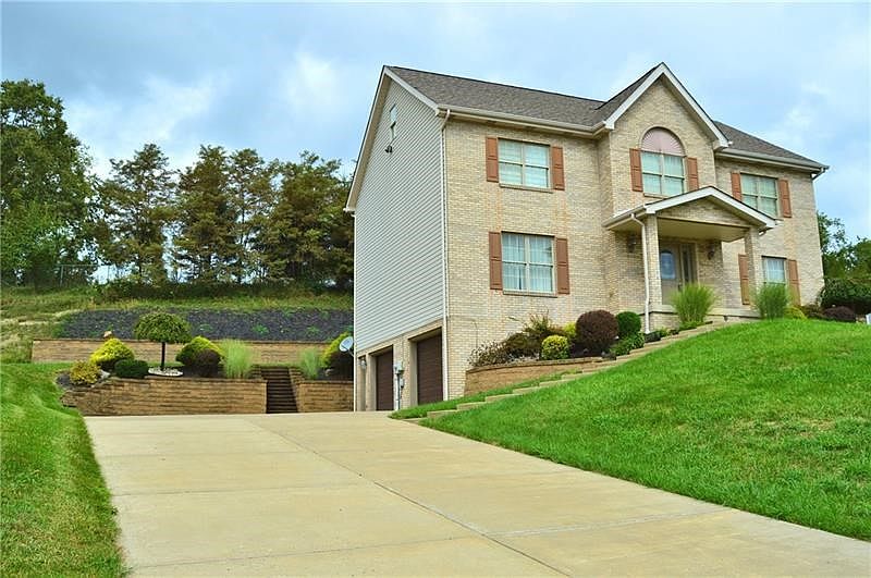 Welcome to 961 Douglas Drive! This three story home was custom built by Borst Construction in 2005. Two car integral garage, ext