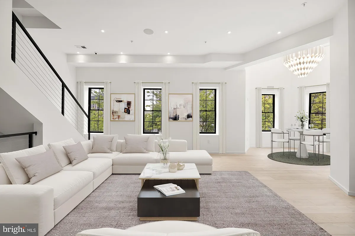 Building Photo - 1451 Maryland Ave NE #PENTHOUSE