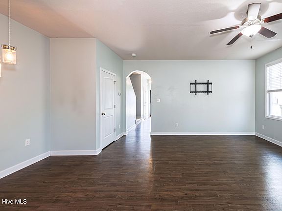 4th image of 341 Frisco Way