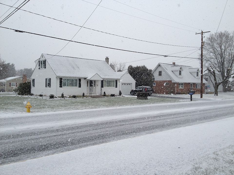 1st image of 469 E Penn St