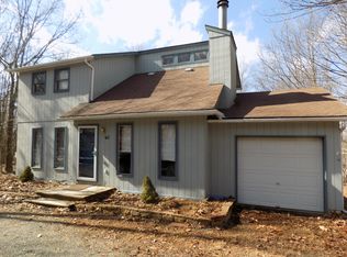 60 Sekani Trl, Albrightsville, PA 18210