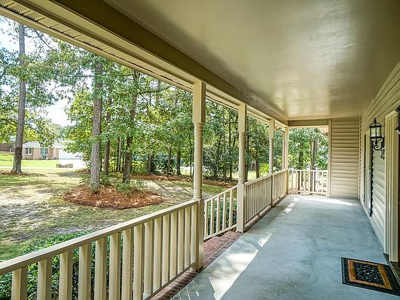 2nd image of 6718 Chriswood Dr