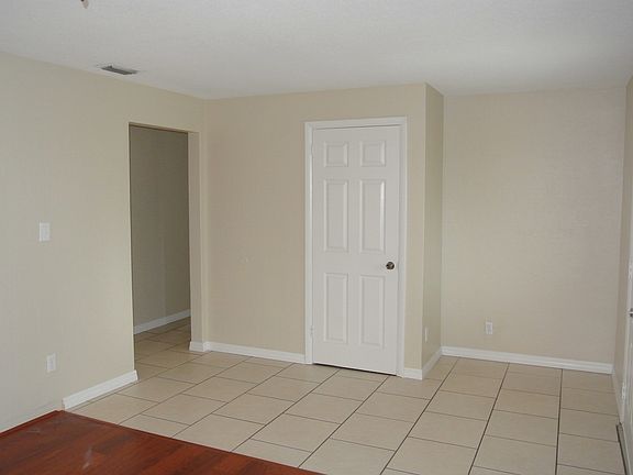 5th image of 2041 N Normandy Blvd