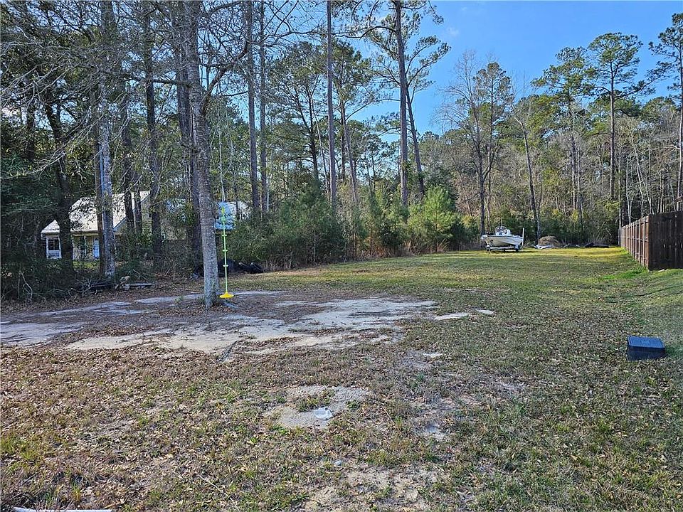 1st image of Helenbirg Rd
