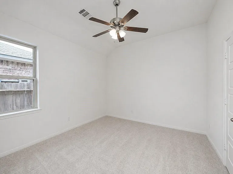 31630 Zoe Point Dr — Photo 16