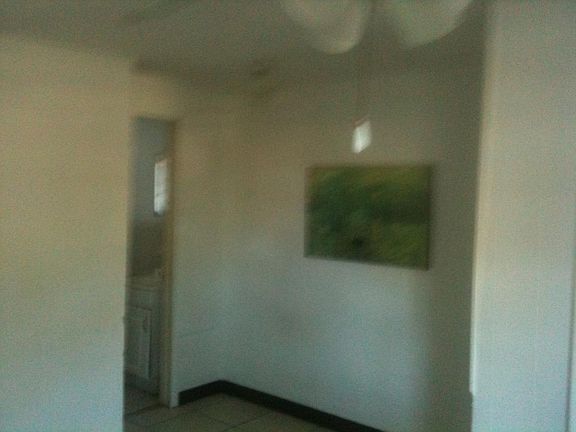 3rd image of 712 Georgia St APT 1