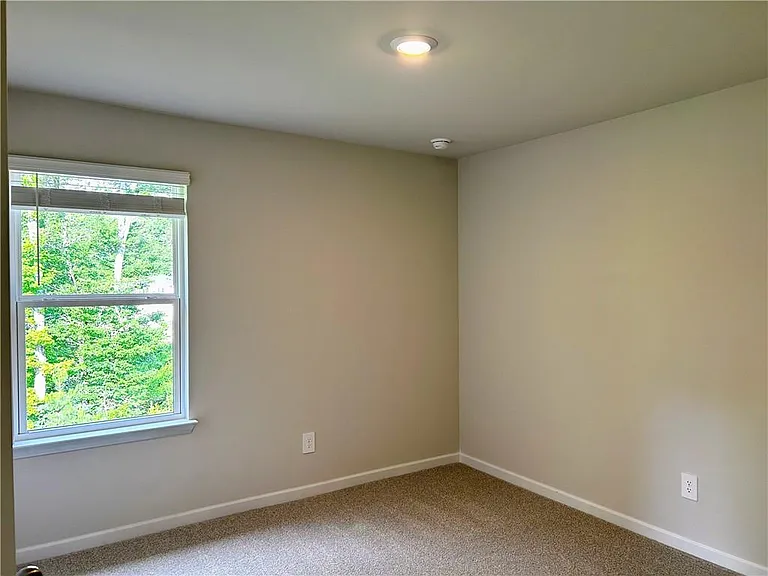 7798 Richmond Trl — Photo 11