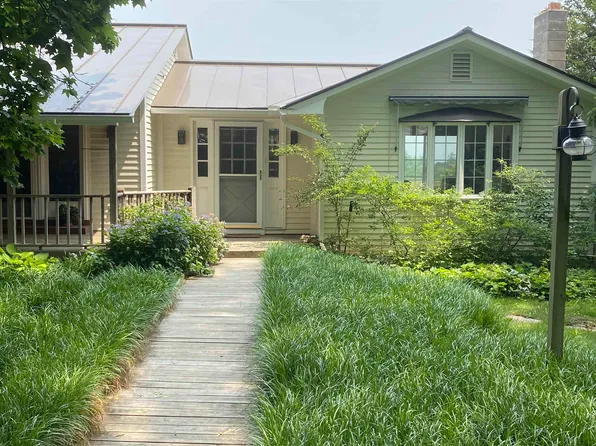 1195 Route 30, Cornwall, VT 05753