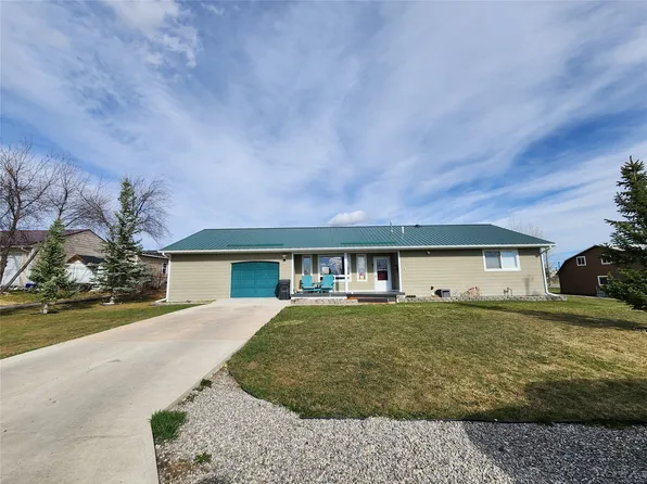 203 11th Ave NE, Choteau, MT 59422