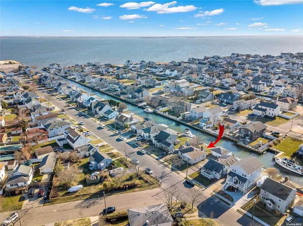 534 Fire Island Avenue, Babylon, NY 11702