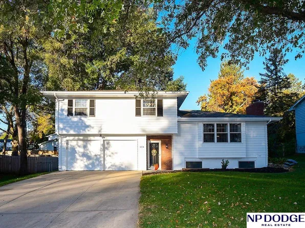 1214 S 124th St, Omaha, NE 68144