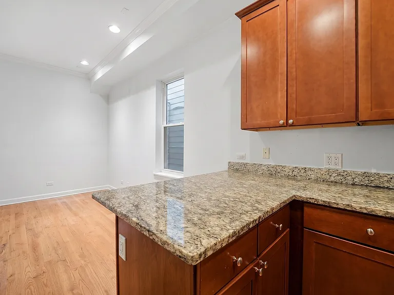 1725 W Ellen St #2R — Photo 6